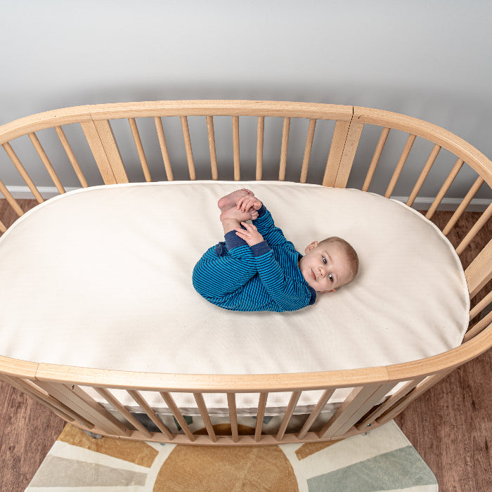 Organische atmungsaktive Oval Crib Matratze (für Stokke Sleepi Bett)